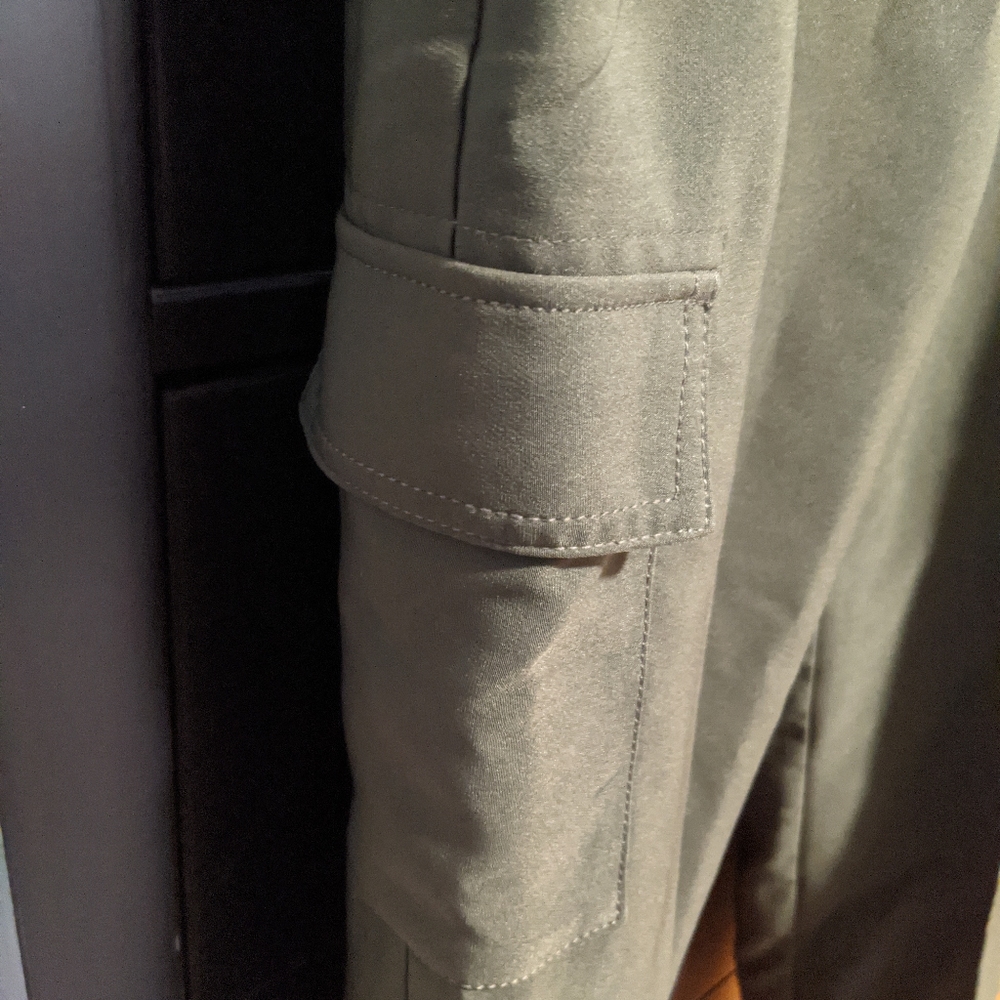 Pants - Picture 4 of 6